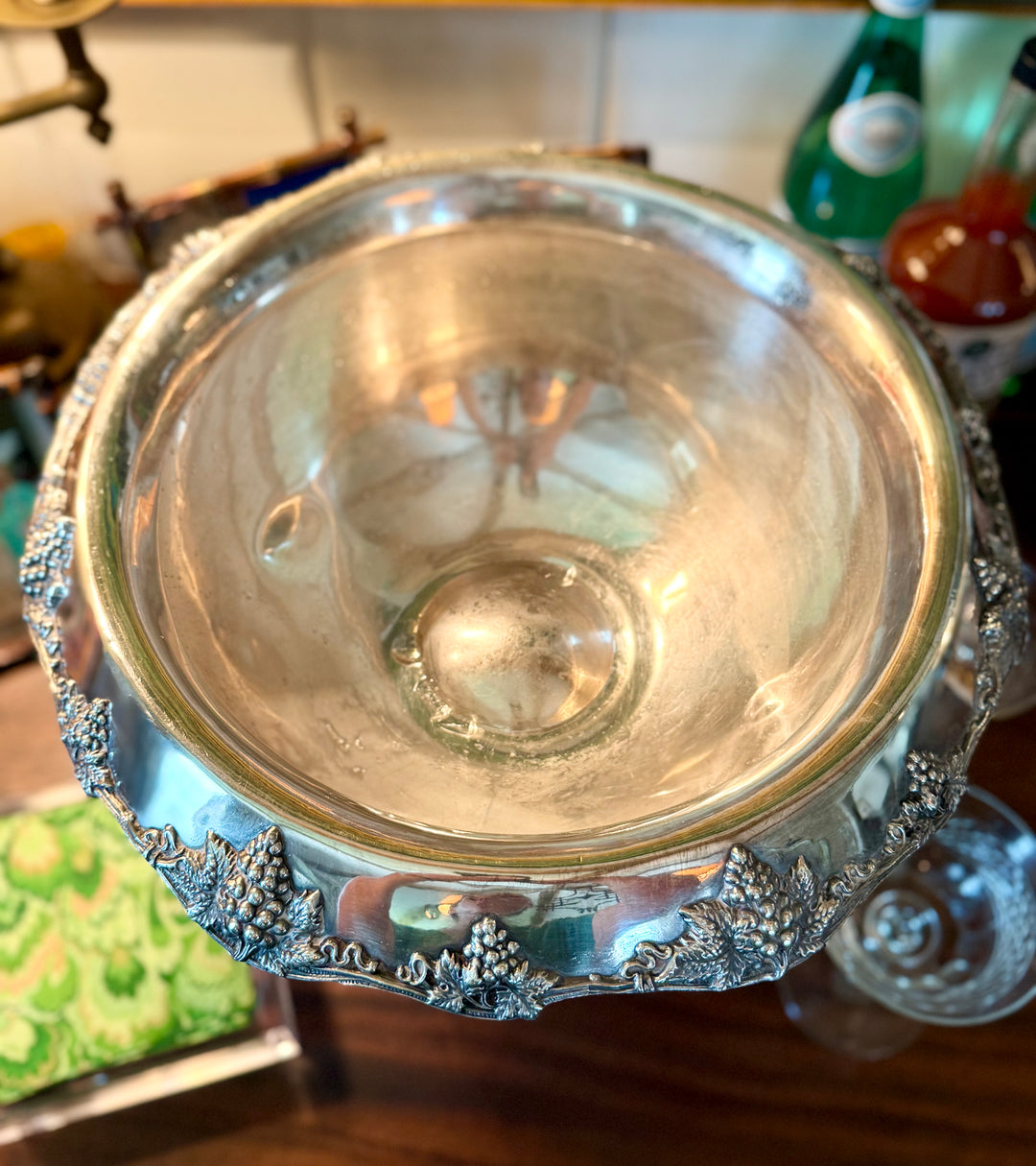 Wine/Champagne Chiller w/grape design