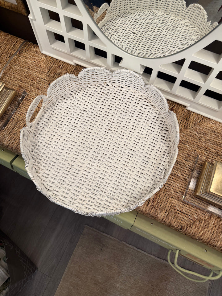 Round White Wicker Tray