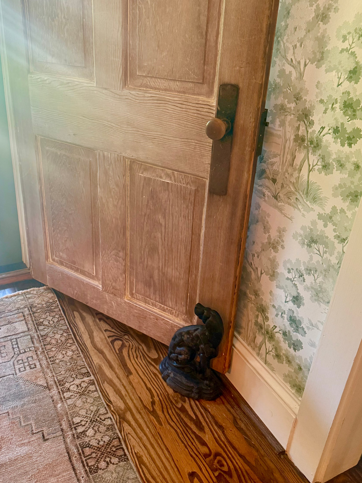 Black Dog cast  iron Doorstop