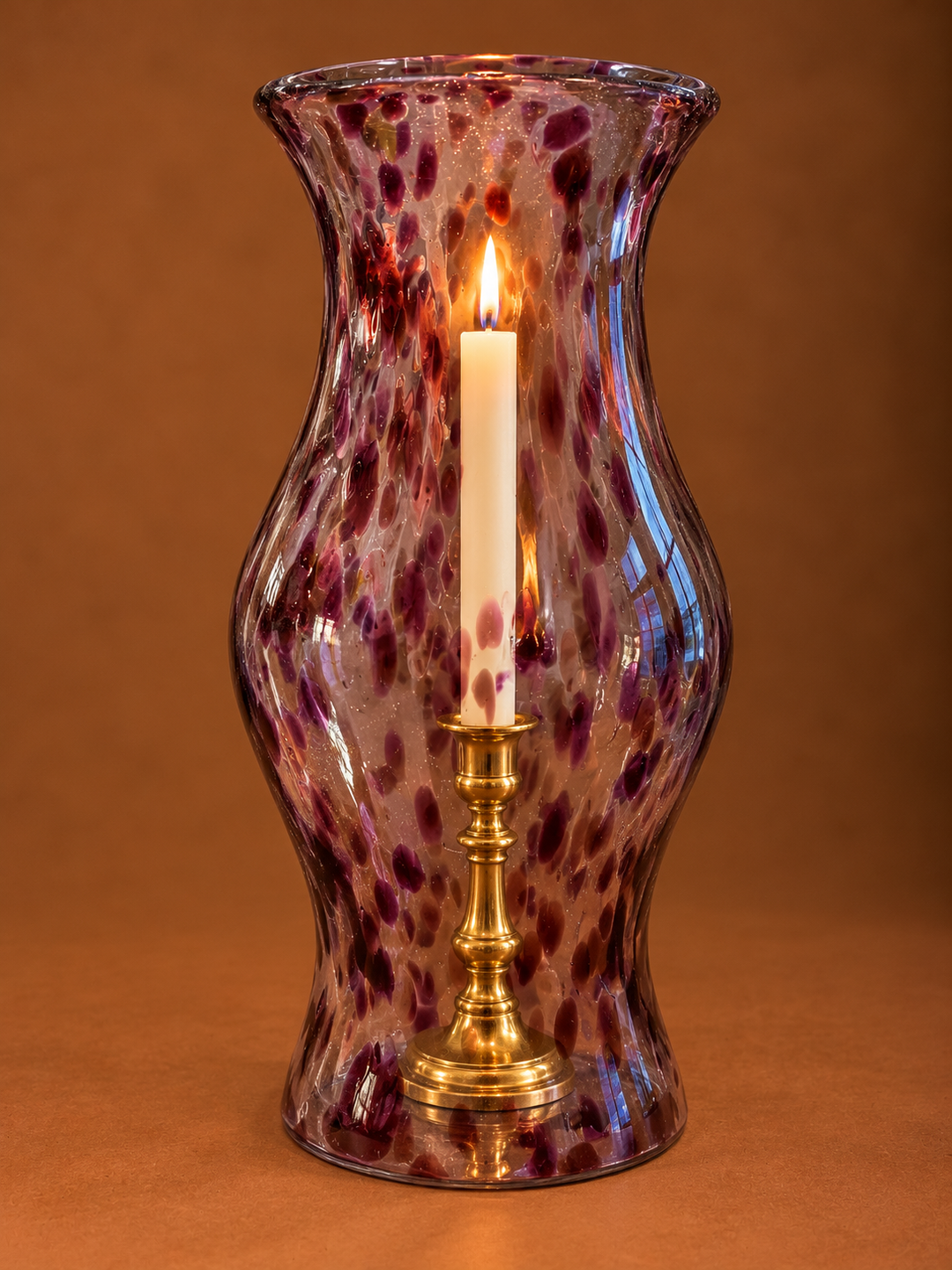 Hourglass hurricane “Mulberry Marble”