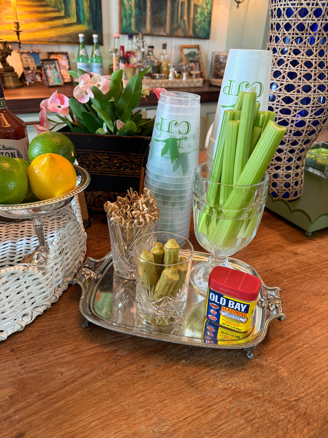 Petite Footed Tray with Leaf Detail