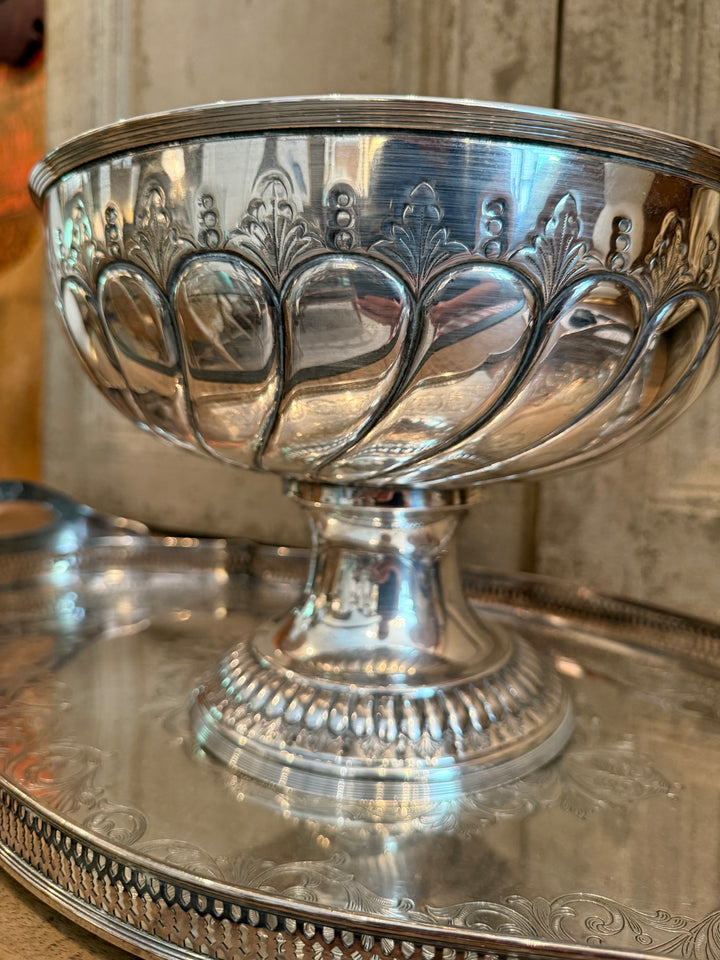 Pedestal Centerpiece Bowl