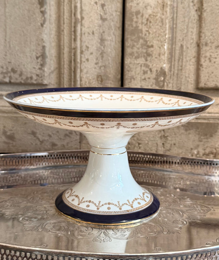 Porcelain Pedestal Cake Dish