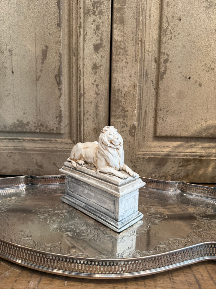 Painted Lion Statue/Bookend