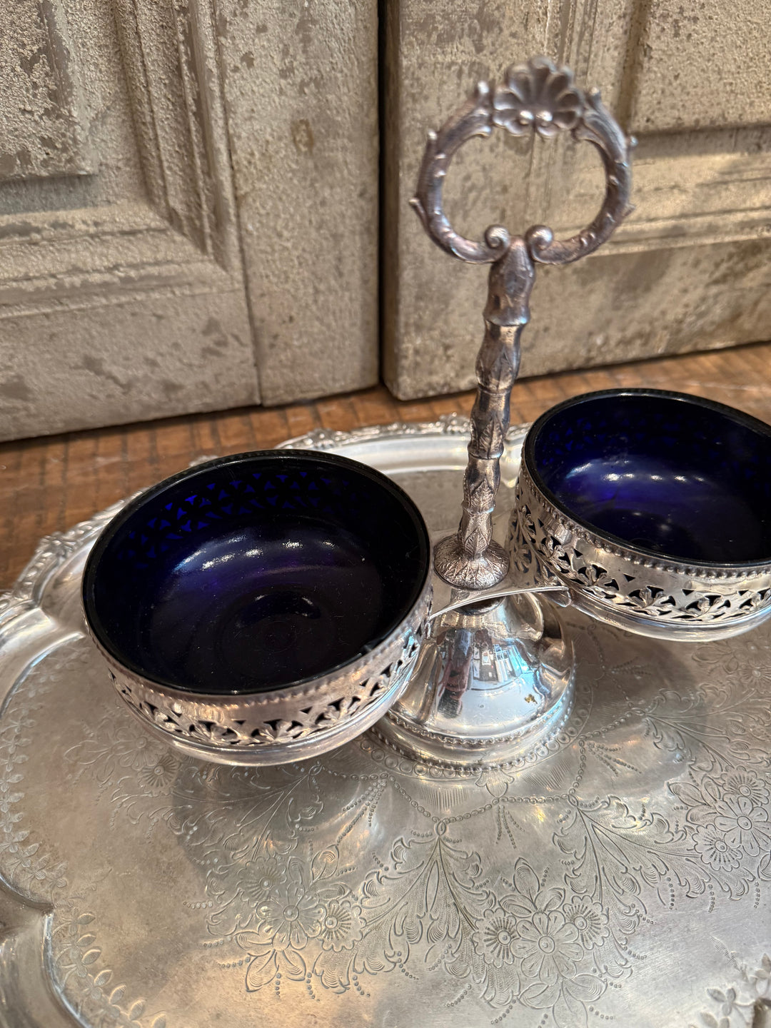 Silver Condiment Caddy with Colbalt Liners