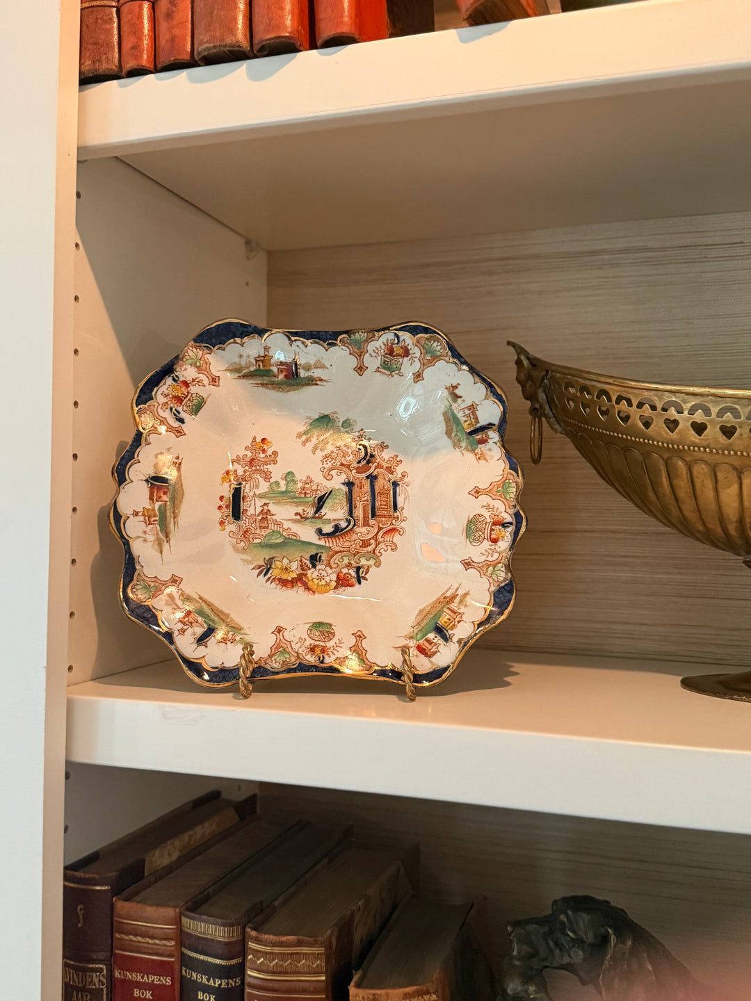 Pair of Vintage Chinoiserie Plates