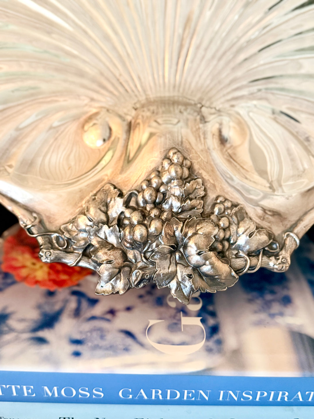 Large Footed Shell Dish